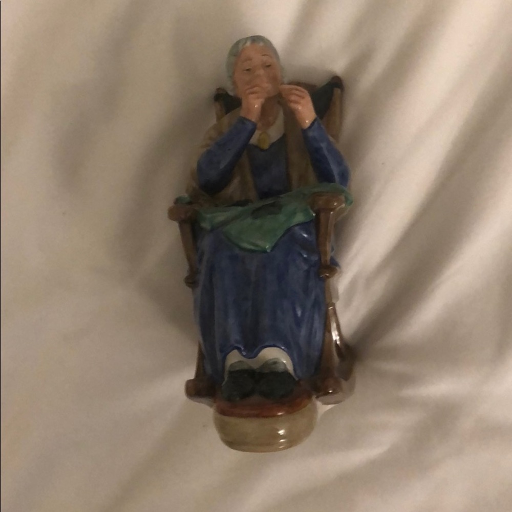 Figurine
